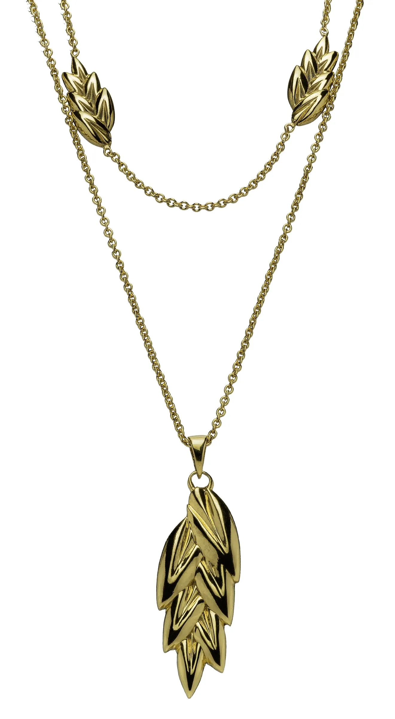 Collar de doble cadena con dije de hojas en oro, ejemplo de trabajo real de fotografía de producto y catálogo de marca